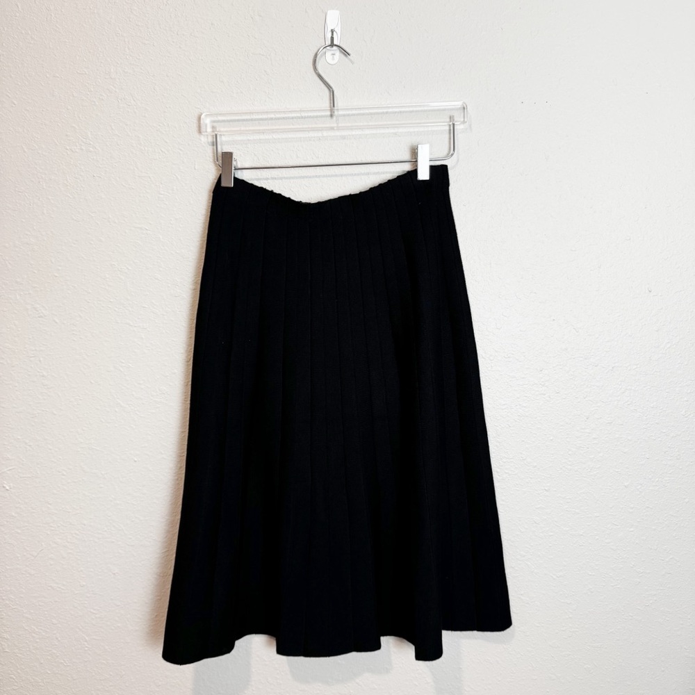 Milano Classic Black pleated sweater skirt